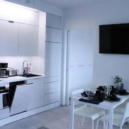 Perfect Location Near Harbor + Free Parking! * Turku